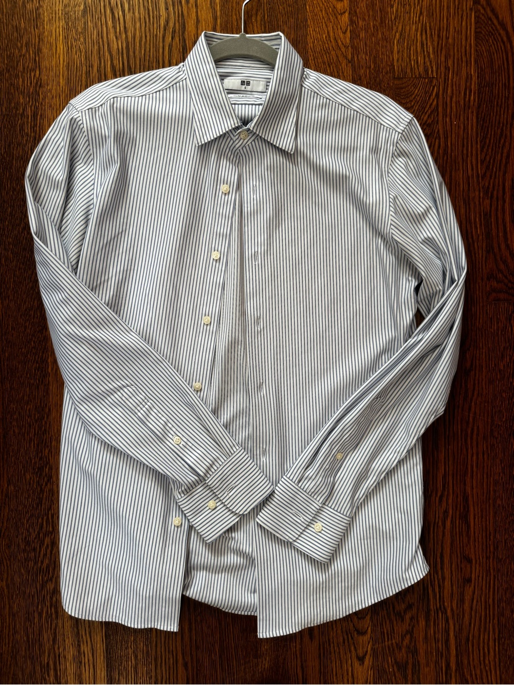 Uniqlo Men's White Dress Shirt with Blue Pinstripes